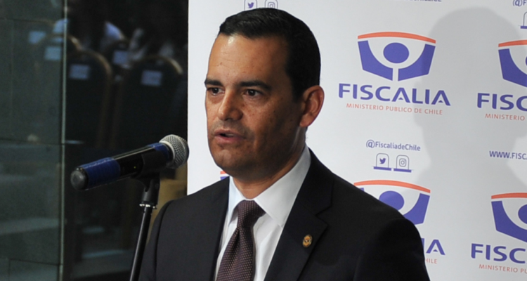 Fiscal de La Araucanía inscribe candidatura para ser el nuevo jefe de Ministerio Público en el Bío Bío