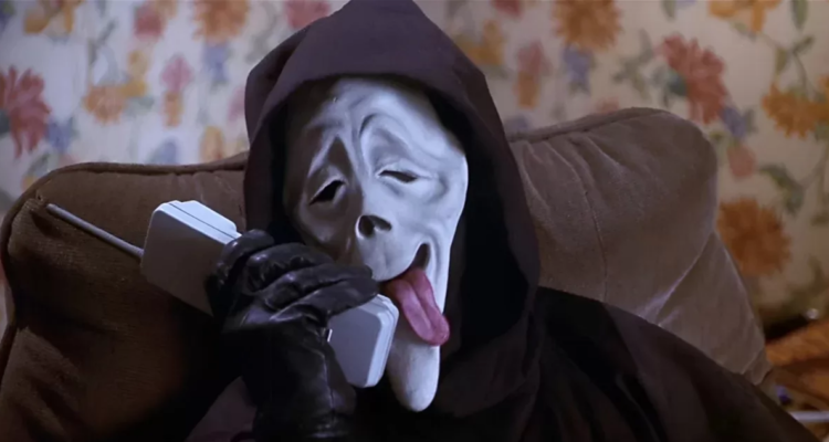 Fantasma de ‘Scary Movie’ en referencia a los pósters de la película