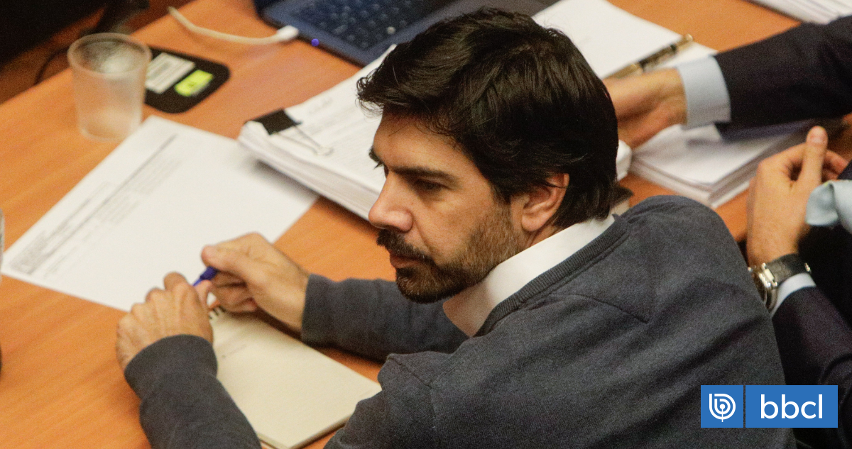 Fiscalía pide prisión preventiva para exdiputado Lavín León y su asesor de confianza