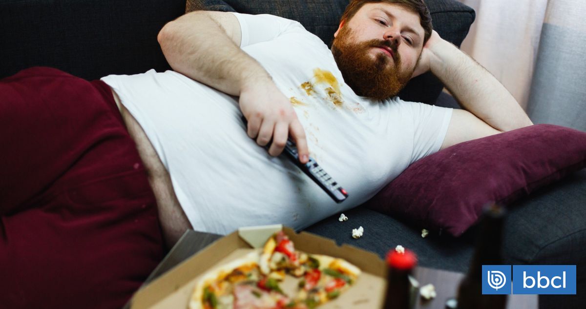 ¿Somnolencia postprandial? Las razones biológicas del intenso sueño que da después de comer