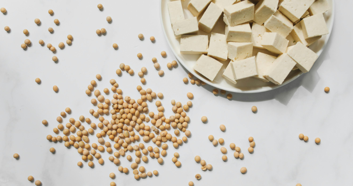 Foto de tofu para ilustrar nota sobre la hipertensión