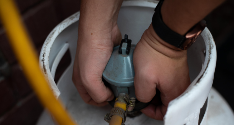 Gobierno da nuevos detalles del Subsidio Gas Licuado: conoce el monto y cómo se podrá utilizar