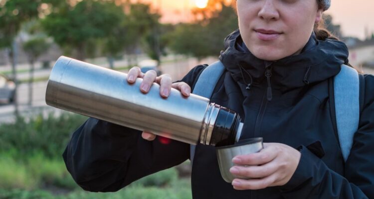 Retiran 8 millones de productos Thermos en EEUU tras graves casos de lesiones oculares