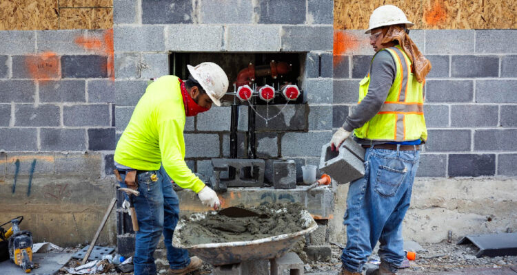 EEUU: la creación de empleo privado tuvo en abril su mayor incremento desde enero de 2025