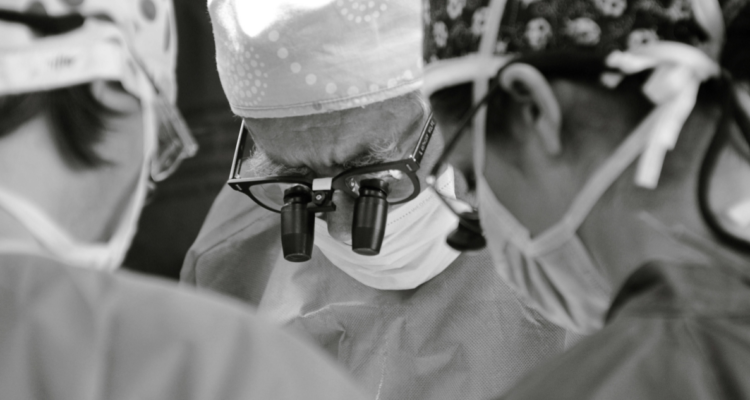Histórico primer trasplante hepático con donante vivo