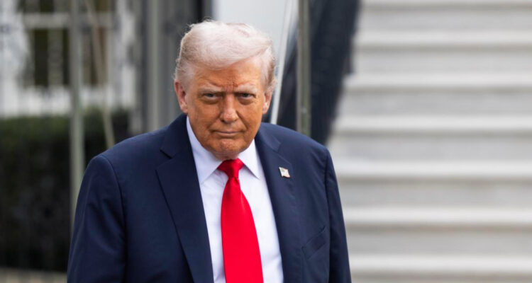 Nuevo revés a Trump: tribunal de EEUU bloquea su último arancel global del 10% por considerarlo ilegal