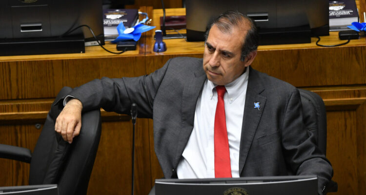 Gahona asegura que la UDI es el partido más leal a Kast y desata molestia en el oficialismo