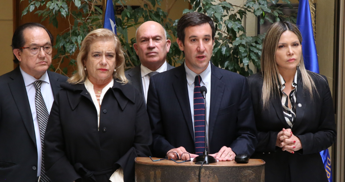 UDI pide a Kast anunciar una reforma para fusionar ministerios ahora que tiene a tres biministros