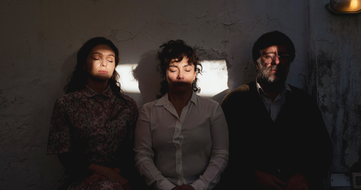 Llega a Teatro Ictus adaptación chilena de “Una especie de Alaska”, con Tamara Acosta y Marcial Tagle