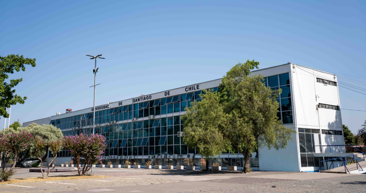 Usach suspende clases y actividades tras muerte de estudiante al interior del campus