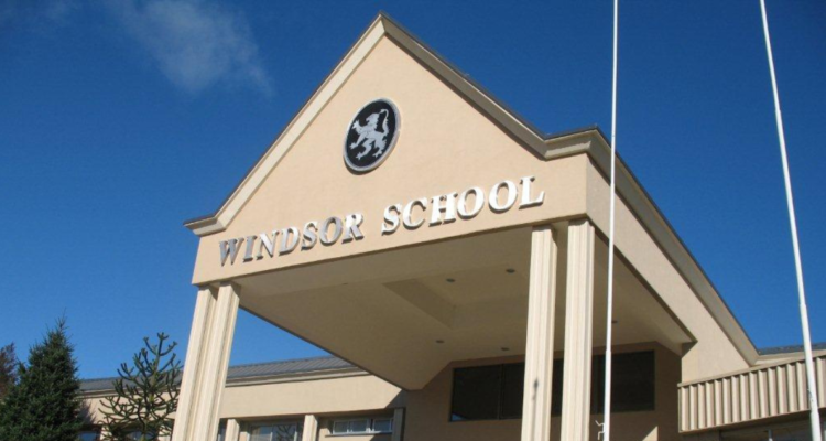 Valdivia: Windsor School deberá pagar más de $48 millones a exprofesor por despido injustificado