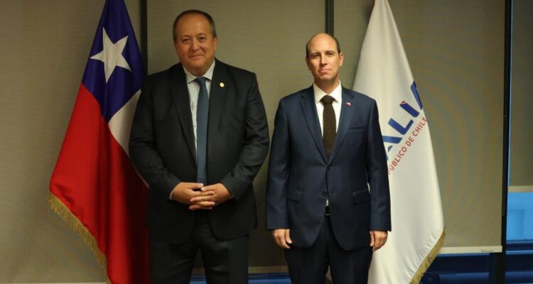 Arrau se reúne con Valencia y detalla agenda legislativa en seguridad: “Son más de 20 proyectos”
