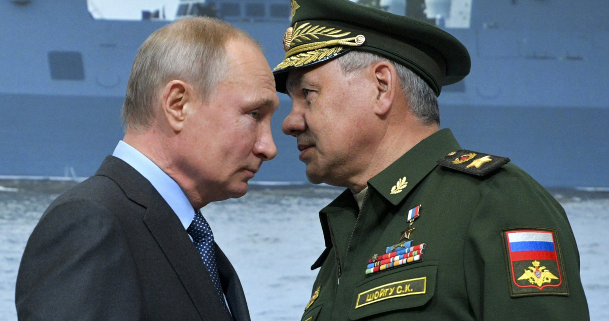 Vladimir Putin y Sérguei Shoigú