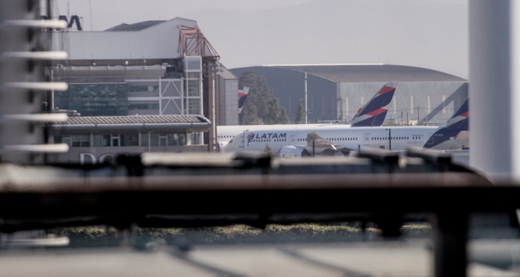 Pasajero relata “pesadilla” en vuelo de LATAM desviado a Mendoza: denunciante evalúa acciones legales