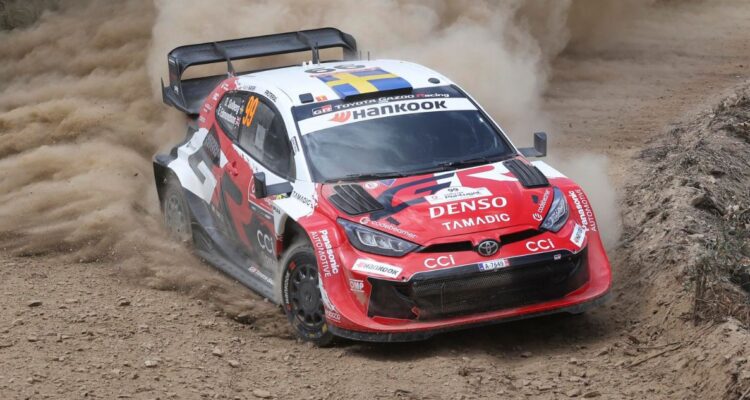 Oliver Solberg (Toyota) está liderando el WRC de Portugal.