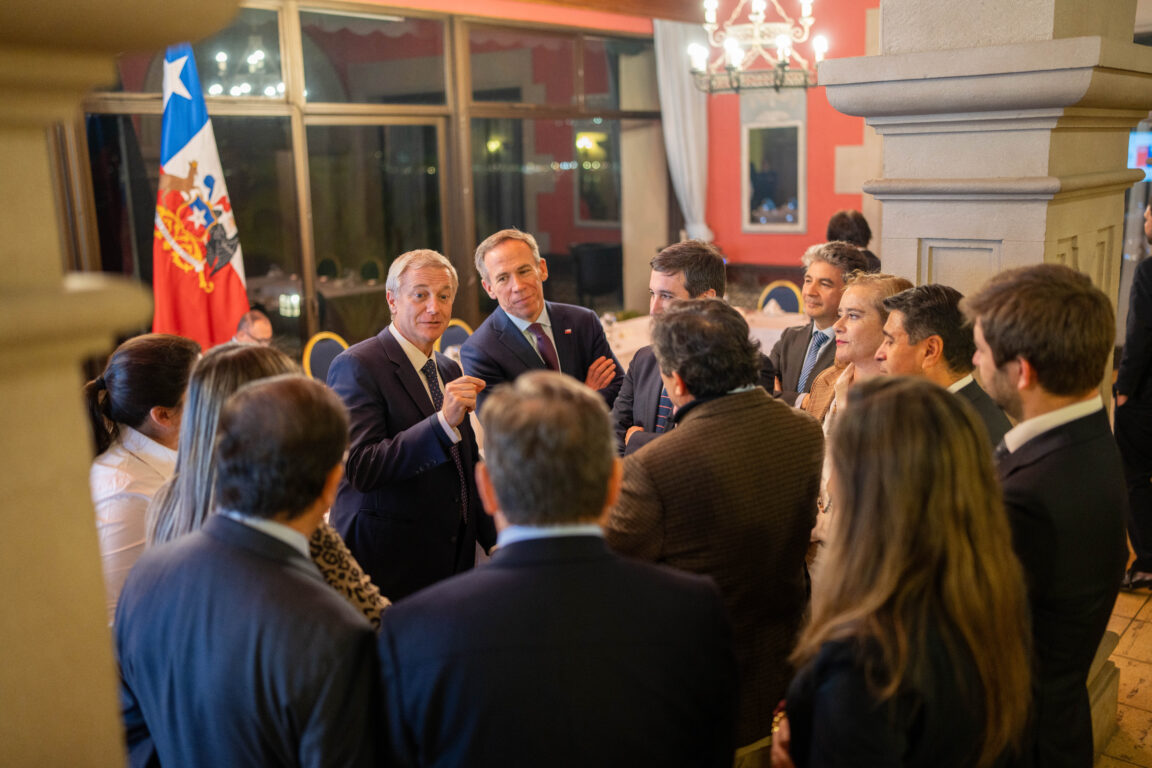 Presidente Kast se reúne con diputados UDI en Palacio de Cerro Castillo