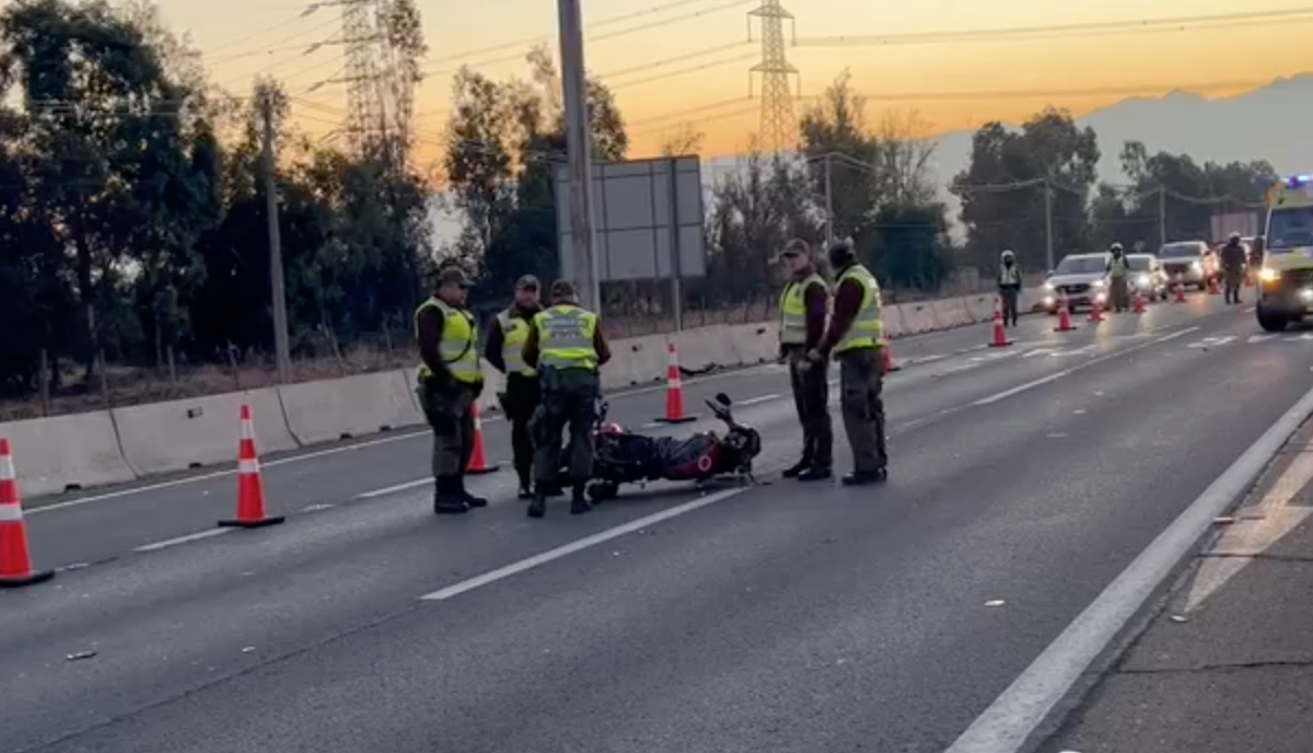 Un muerto y un herido en riesgo vital deja colisión de moto con camión en Ruta 68