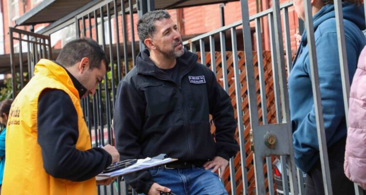Alcalde de La Florida endurece filtro de acceso a vales de gas para “resguardar el correcto uso”