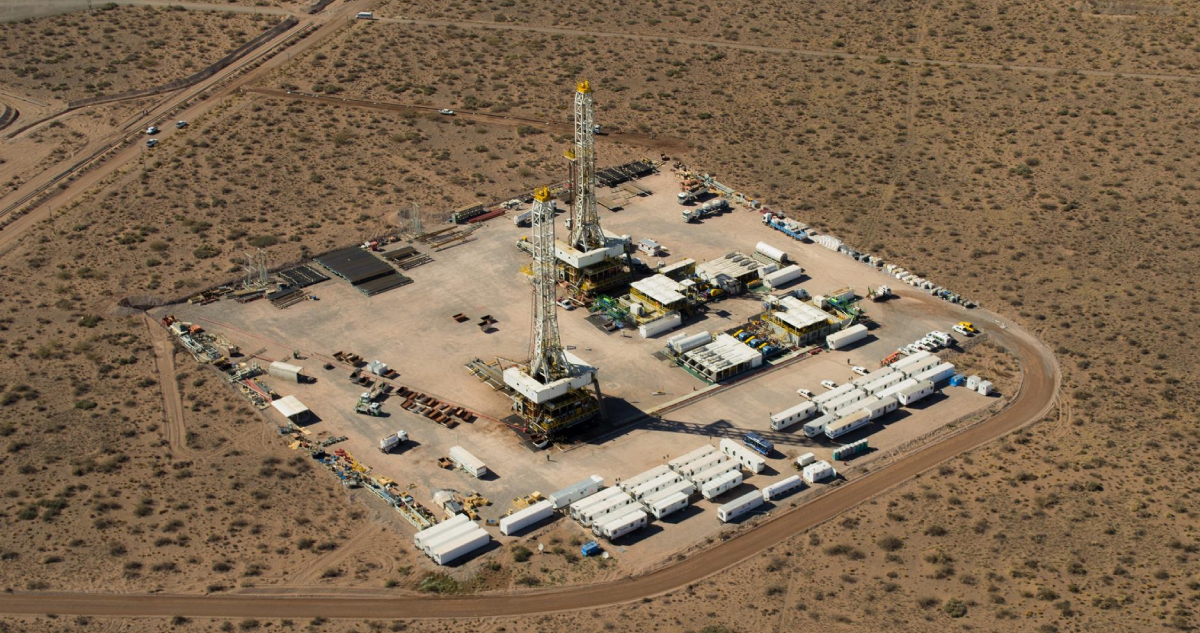 Argentina logra récord de producción petrolera en mayo por impulso del mega yacimiento de Vaca Muerta