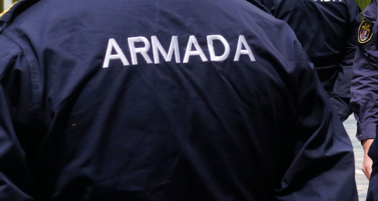 4 años de cárcel a sargento de Armada que violó a funcionaria de menor grado tras “rito de promoción”