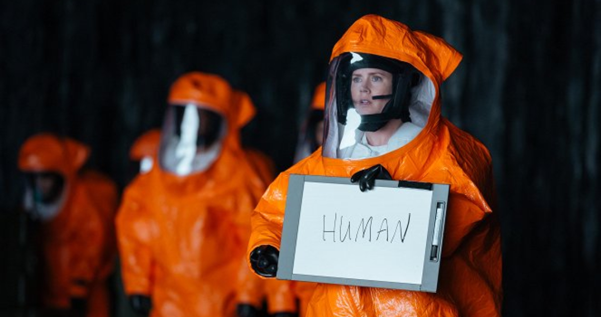 Foto de la película Arrival para ilustrar nota sobre el contacto con extraterrestres