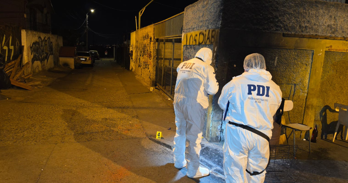 Cuatro personas quedaron en riesgo vital tras balacera que dejó una joven muerta en Valparaíso