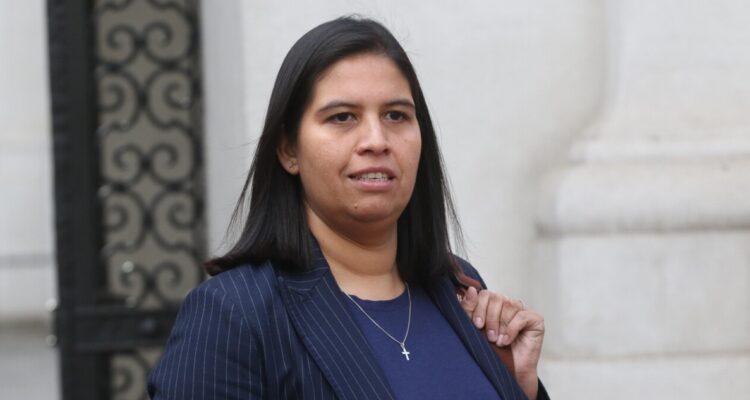 Balladares (RN) destaca cambio de foco de La Moneda en expulsiones: "90% por vía administrativa"