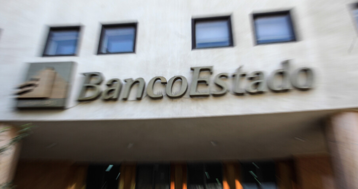 BancoEstado confirma que trabajadora externa fue vinculada al Tren de Aragua y abre auditoría interna