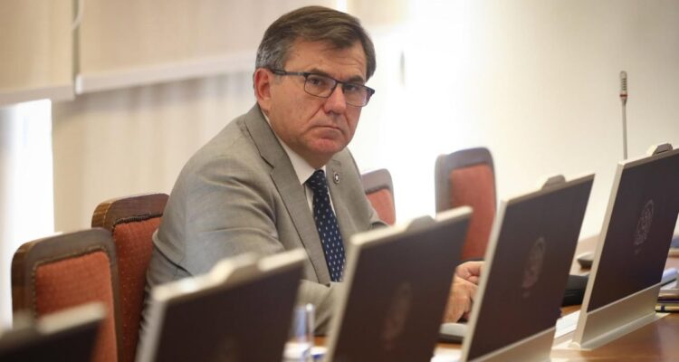 Bassaletti (IND-REP): "El Partido Comunista proclama la dictadura del proletariado"
