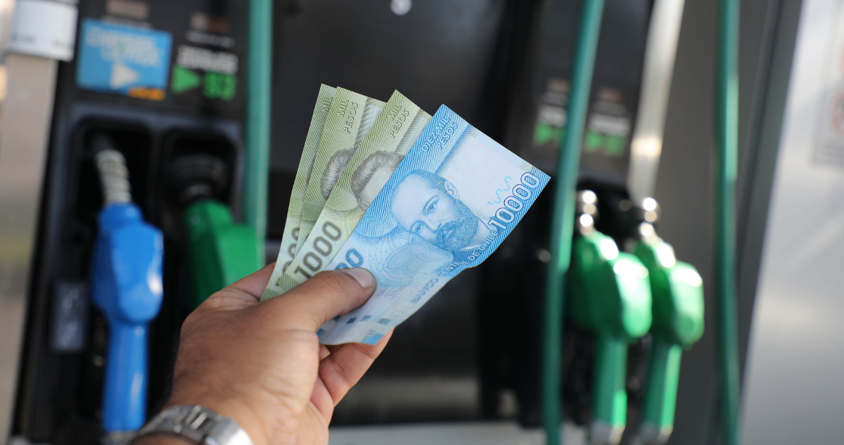 Bencina en Línea: así puedes revisar dónde está más barato el combustible