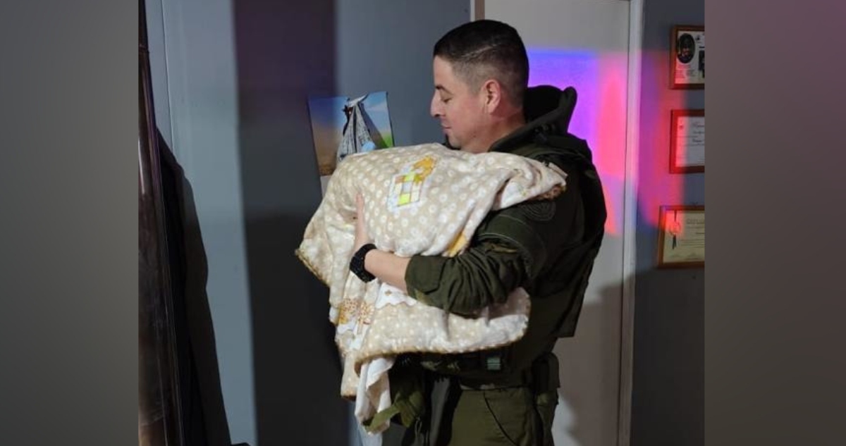 Carabineros asisten parto en Lautaro