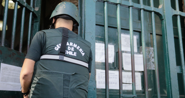 Analizan instalar nueva cárcel en región de Valparaíso y San Antonio aparece como posible destino