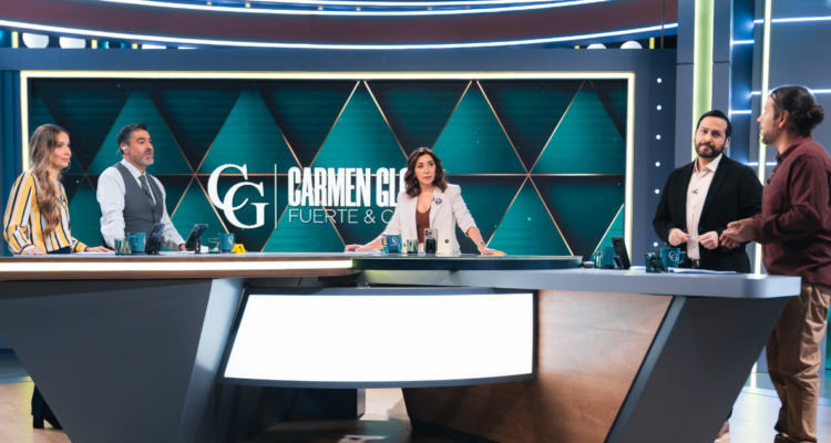 Carmen Gloria Arroyo en su debut en ‘Fuerte y Claro’ de Mega