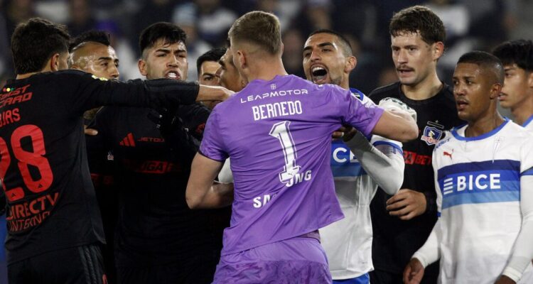 Jugadores de Católica y Colo Colo conocieron sus castigos por pelea en Clásico.