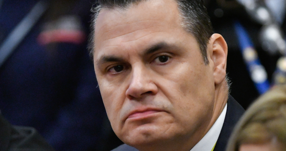 Claudio Crespo por estallido: “No es mi responsabilidad auxiliar a quien se quema con su propio fuego”