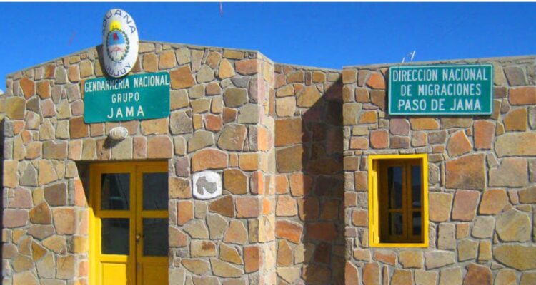 Encuentran cuerpos de un hombre y una mujer en ruta internacional cercana a San Pedro de Atacama