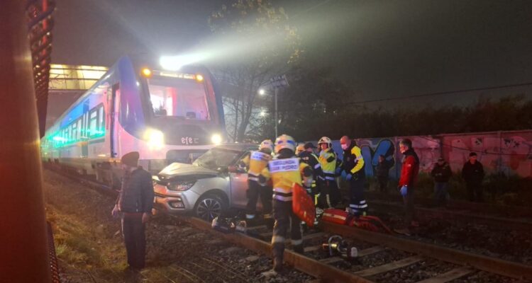 Conductores infraccionados por cruzar vía férrea con barreras abajo en Gran Concepción