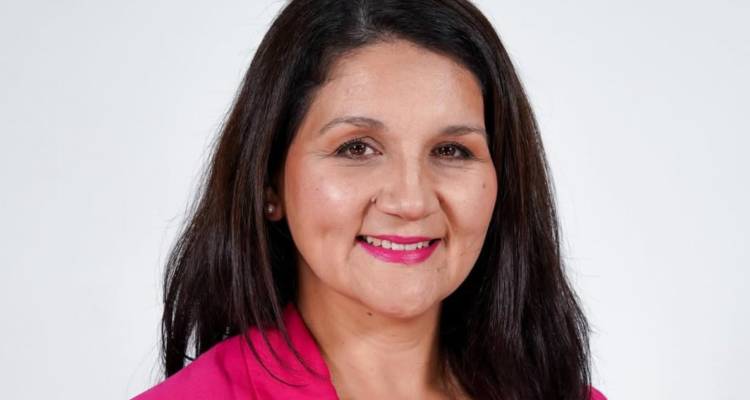 Tribunal Electoral de Los Ríos nombra a Paulina Hernández (REP) como nueva consejera regional