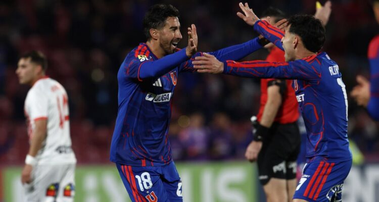 La U derrotó sin problemas a San Felipe por Copa Chile.