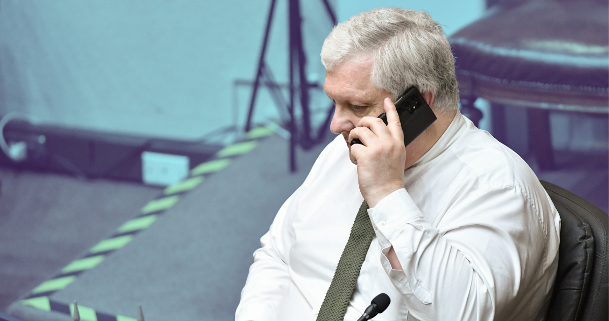 Indagan denuncia de exfuncionario del senador Kusanovic que habría devuelto forzadamente su sueldo