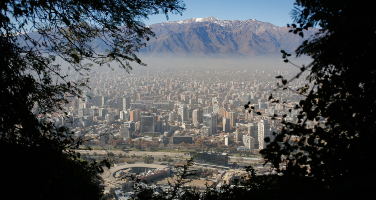 Declaran Alerta Ambiental en la Región Metropolitana para este lunes por mala calidad del aire