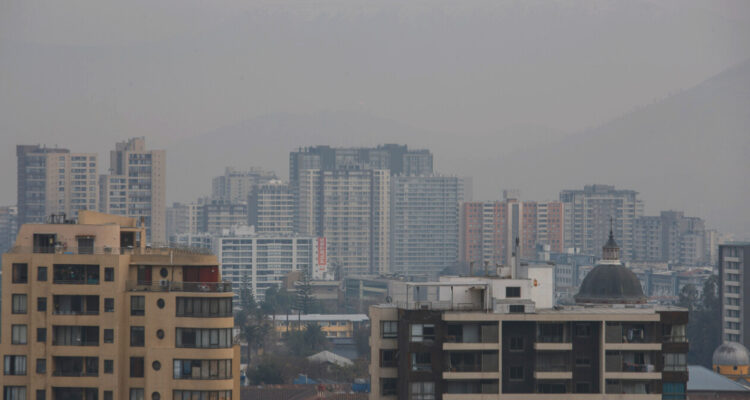 Declaran Alerta Ambiental para la RM por alta acumulación de contaminantes: revisa restricciones aquí