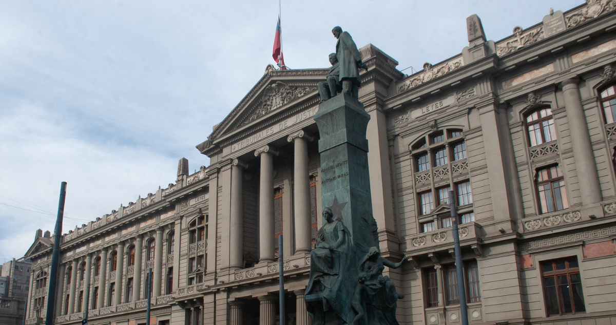 Suprema revisa 104 casos por licencias médicas y evalúa apertura de cuadernos de remoción de jueces