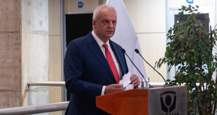 Regreso de Xavier Armendáriz a Fiscalía reabre debate por la "silla musical" en el Ministerio Público