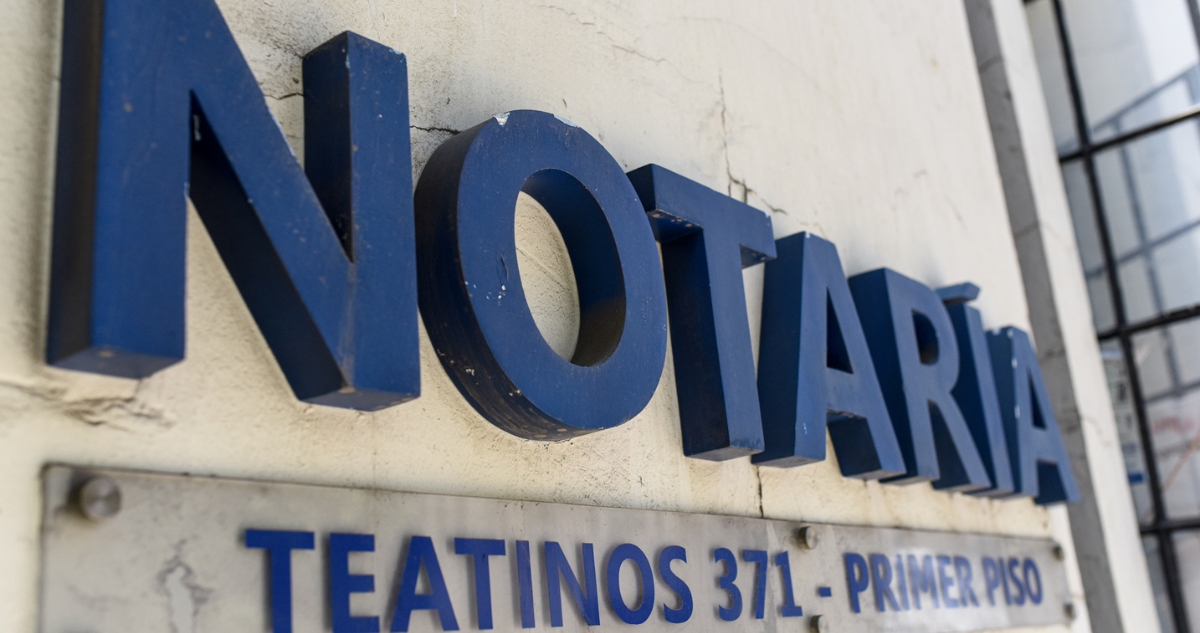 Notarios responden a fiscal judicial y defienden legalidad de su actuar tras duros cuestionamientos