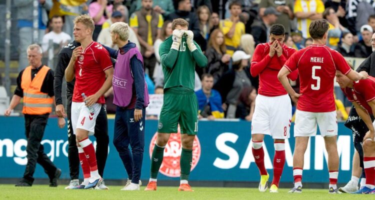 Médico de Dinamarca destacó presente de Eriksen tras nuevo desplome en cancha
