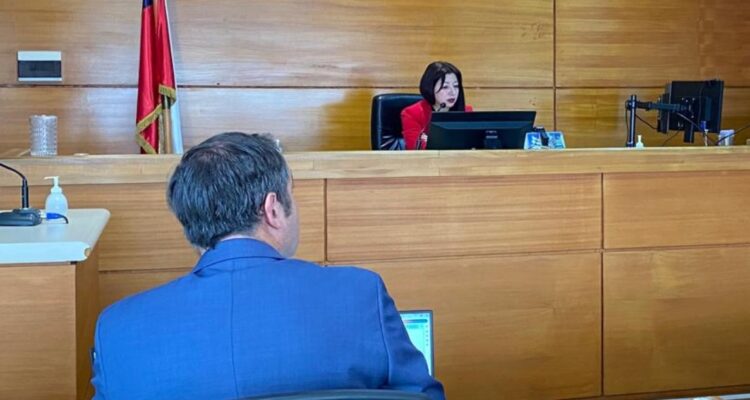 Corrupción judicial en Los Ángeles: formalizan a trabajadoras de estudio jurídico y a Moisés Bastardo
