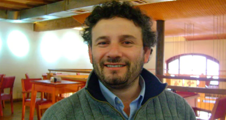 Exseremi que fue director (s) de Sernapesca es parte de red de venta ilegal de productos marinos