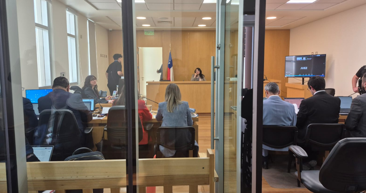 Formalizan a 10 imputados por red de venta fraudulenta de licencias de conducir en Alto Hospicio