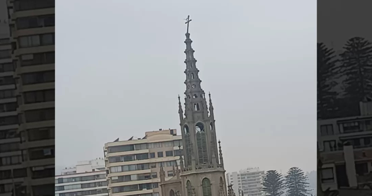 Evalúan uso de helicóptero para retirar cruz de iglesia en Viña ante inminente riesgo de caída